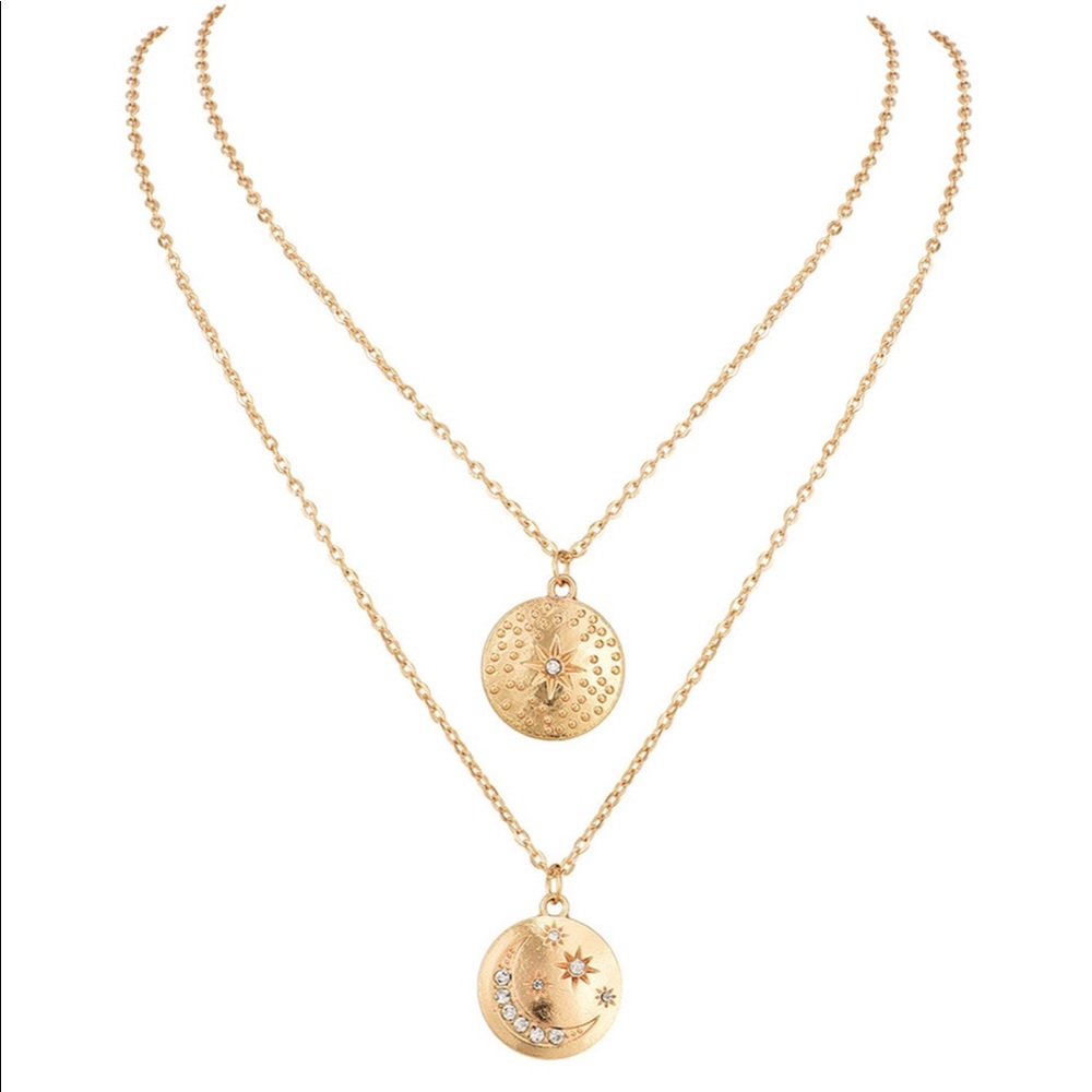 SELENE • Moon and Star Pendant Necklace - Picture 2 of 6